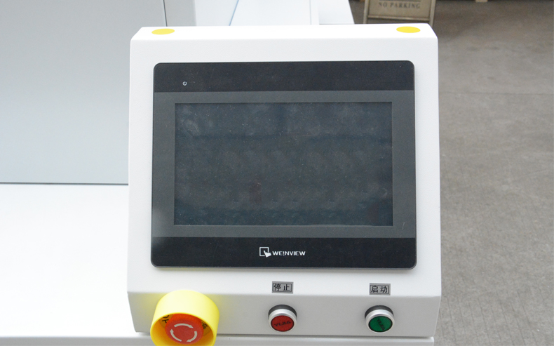 OCA光學(xué)膠雙面貼合UV固化機.jpg